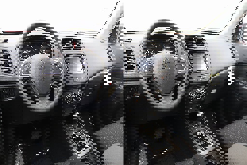 New 2025 Mitsubishi Outlander Sport ES image 3