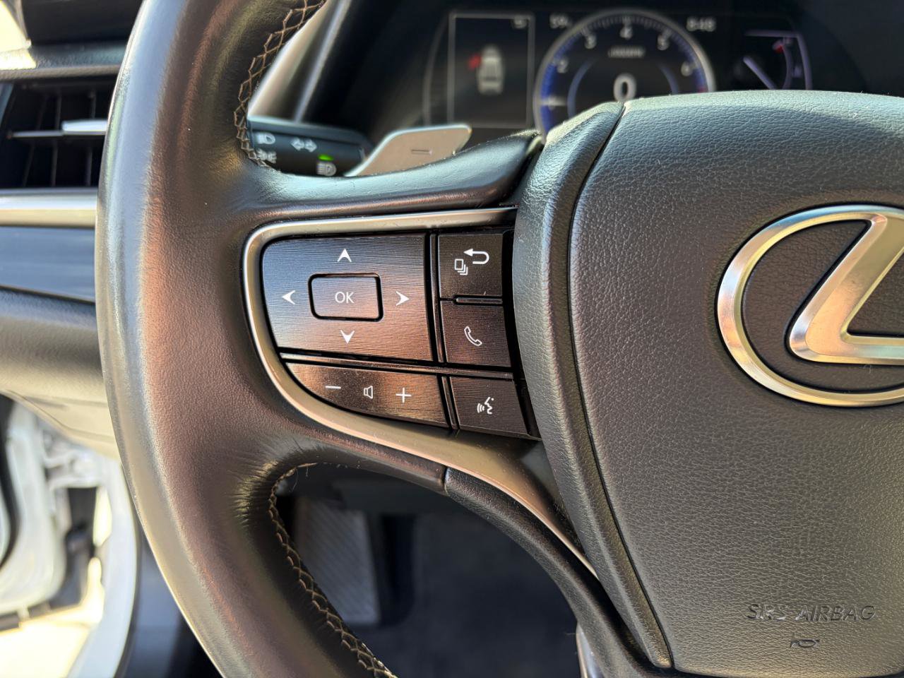 Used 2019 Lexus ES 350 w/ Accessory Package 2 image 14