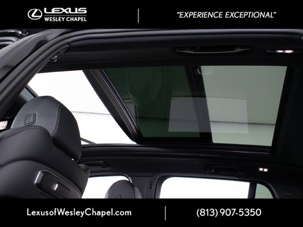 Used 2026 BMW X5 xDrive50e w/ M Sport Package AWD/4WD image 24