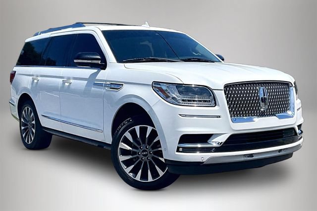 Used 2021 Lincoln Navigator Reserve w/ Luxury Package AWD/4WD image 1