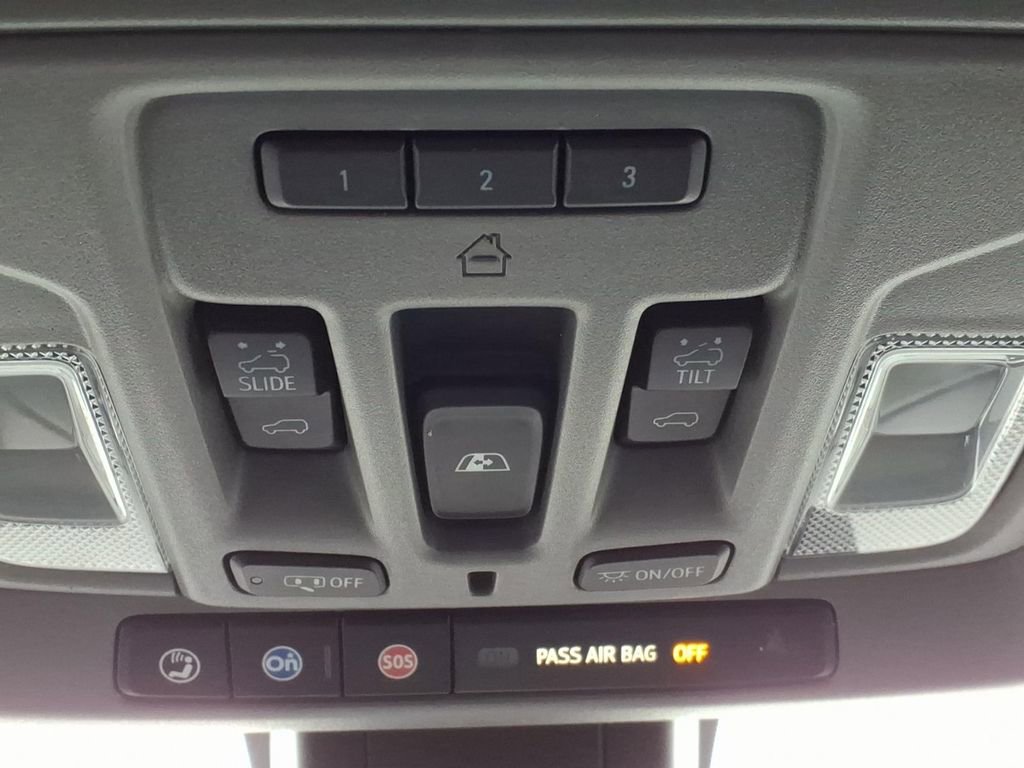 Used 2020 GMC Sierra 1500 SLT w/ SLT Premium Plus Package image 29