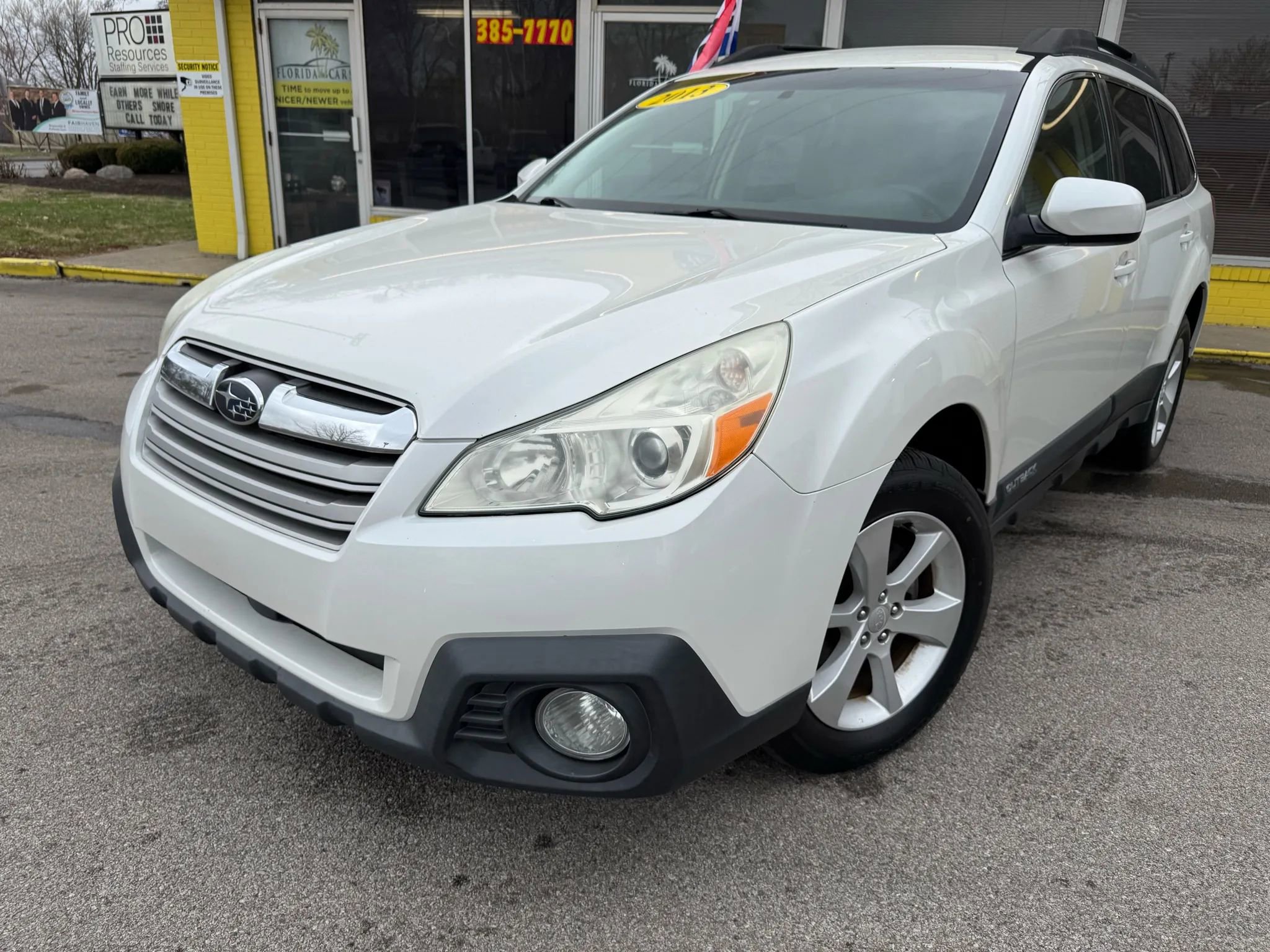 Used 2013 Subaru Outback 2.5i Premium image 2