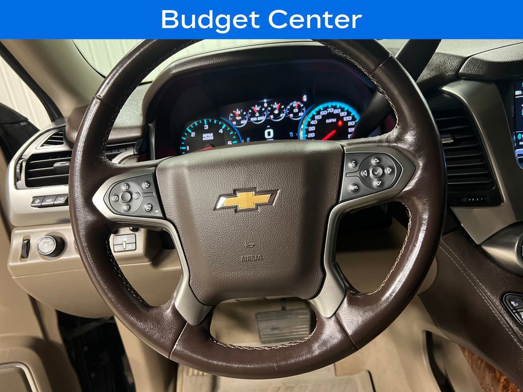 Used 2019 Chevrolet Suburban Premier AWD/4WD image 19