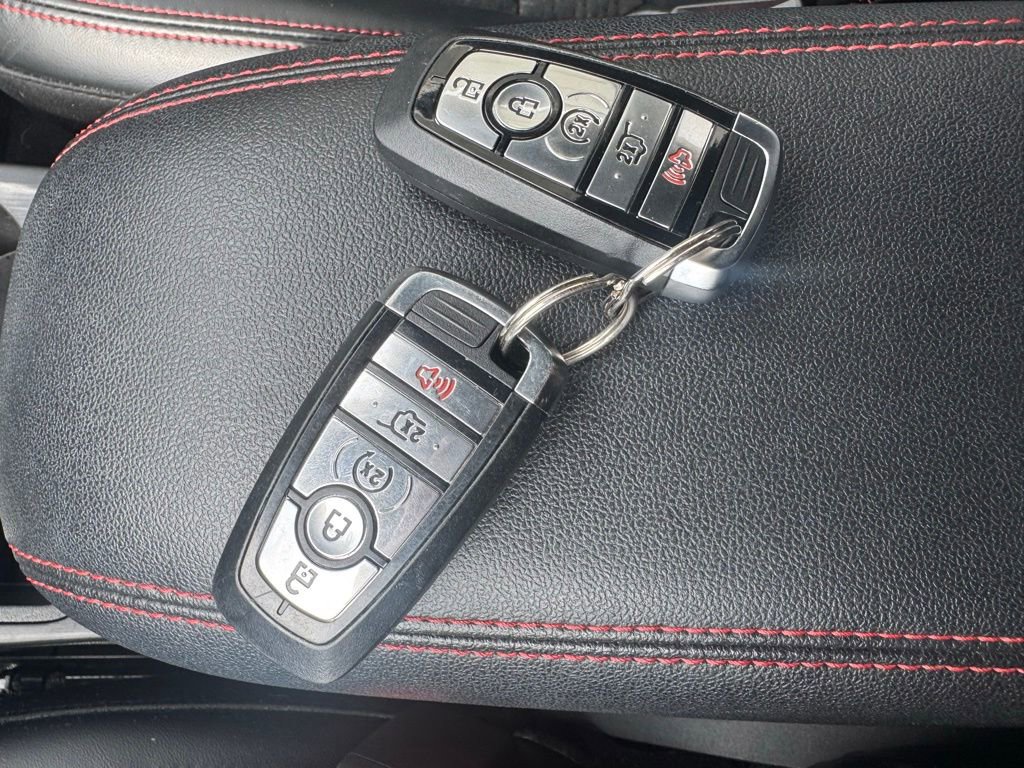 Used 2024 Ford Escape ST-Line AWD/4WD image 12