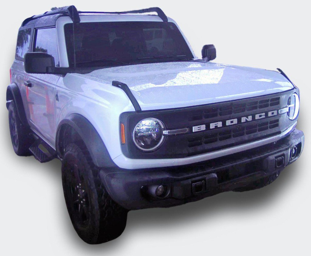 Certified 2024 Ford Bronco Black Diamond AWD/4WD image 16