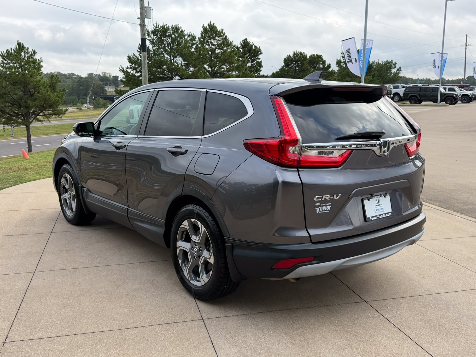 Used 2017 Honda CR-V EX-L image 4