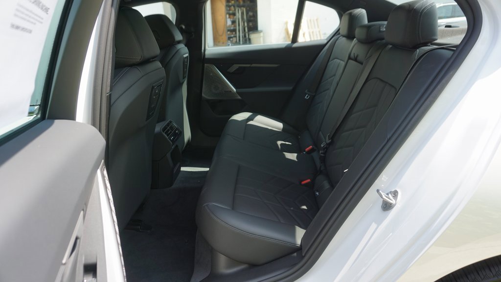 New 2025 BMW 530i image 17