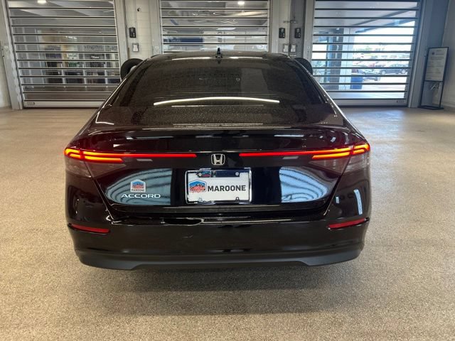 Used 2023 Honda Accord EX image 5