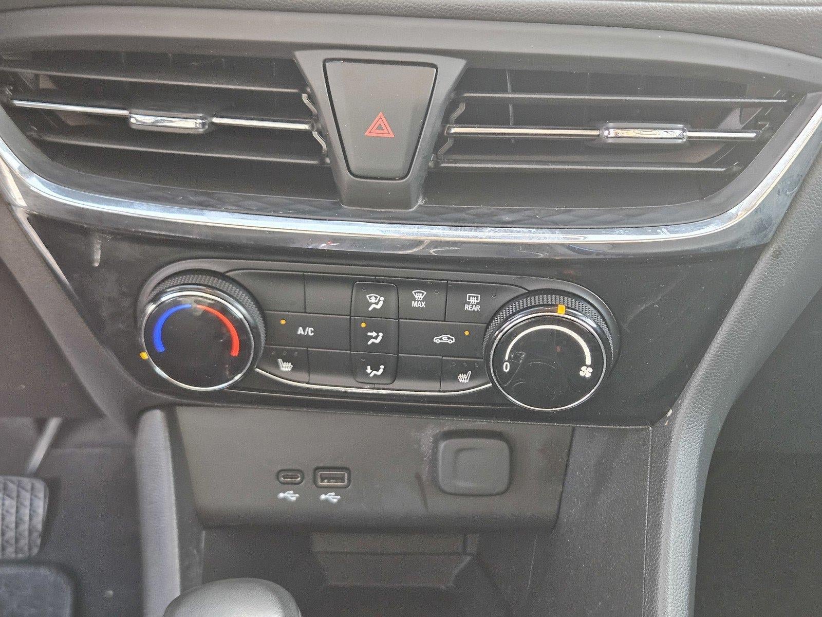 Used 2025 Buick Encore GX Sport Touring w/ Comfort Package FWD image 18
