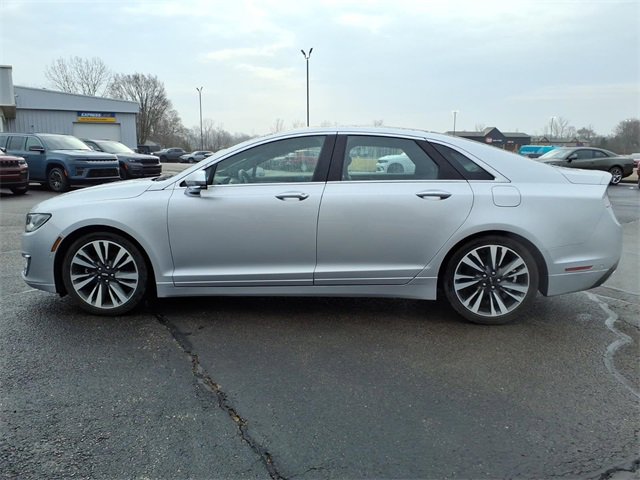Used 2017 Lincoln MKZ Reserve w/ Technology Package image 4