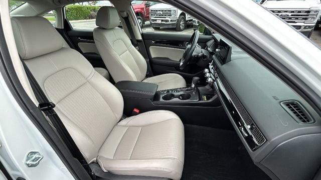 Used 2024 Honda Civic Touring image 11