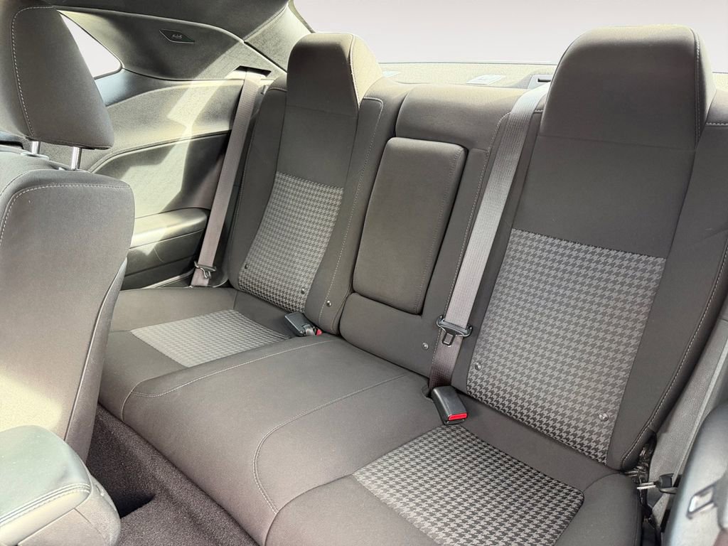 Used 2022 Dodge Challenger R/T w/ Blacktop Package image 28