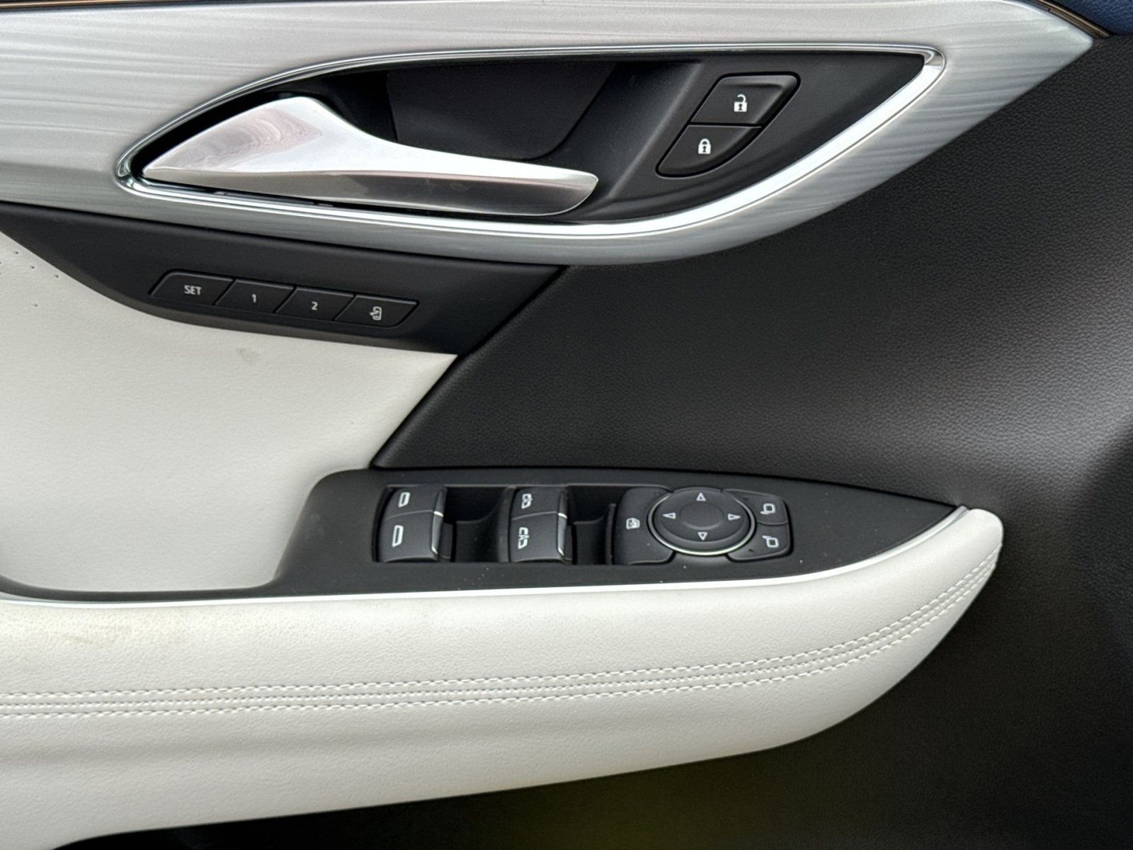 New 2026 Buick Envision Avenir AWD/4WD image 15
