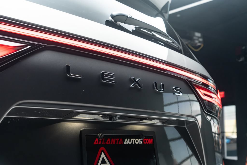Used 2024 Lexus LX 600 F Sport AWD/4WD image 19