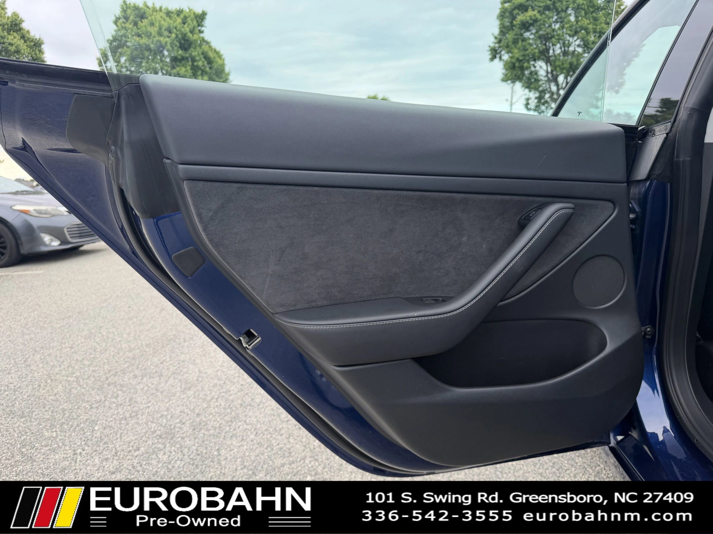 Used 2023 Tesla Model 3 Standard Range RWD image 12