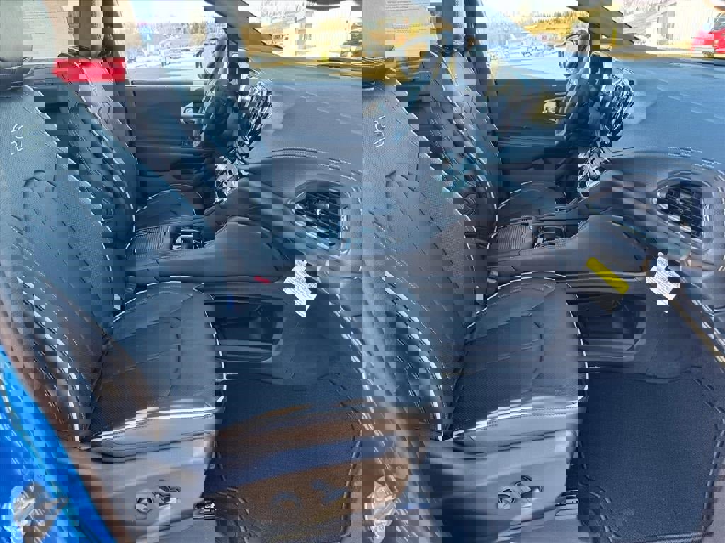 New 2026 Chrysler Pacifica Limited w/ S Appearance Package image 8