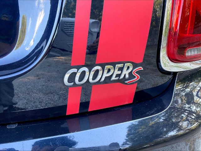 Used 2020 MINI Cooper S w/ Driver Assistance Package FWD image 25