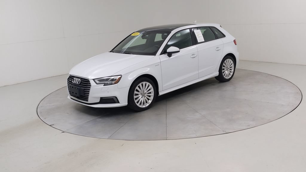 Used 2018 Audi A3 e-tron Prestige w/ Prestige Package FWD image 20