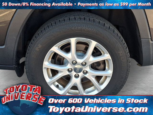 Used 2016 Jeep Cherokee Latitude AWD/4WD image 5