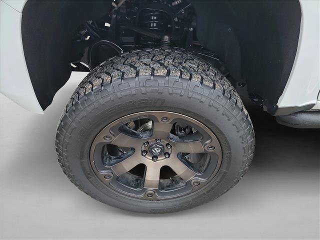 Used 2018 GMC Canyon SLT w/ Driver Alert Package image 9