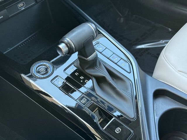 Used 2024 Kia Niro EX FWD image 26