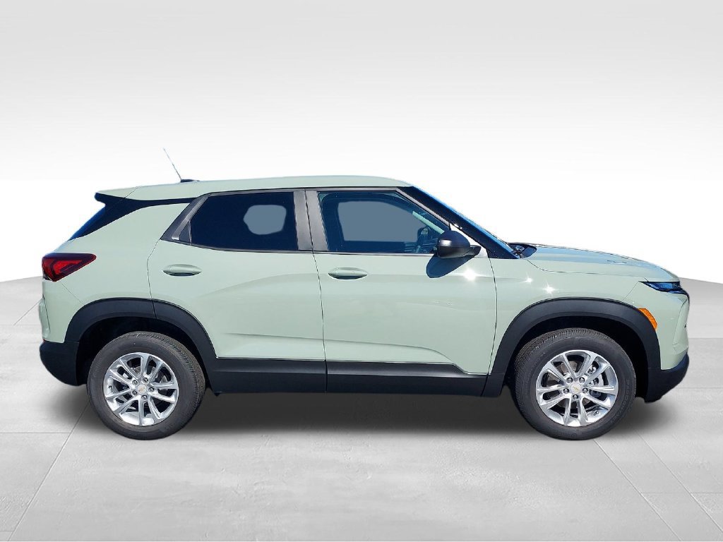 New 2026 Chevrolet TrailBlazer LS w/ LS Convenience Package AWD/4WD image 6
