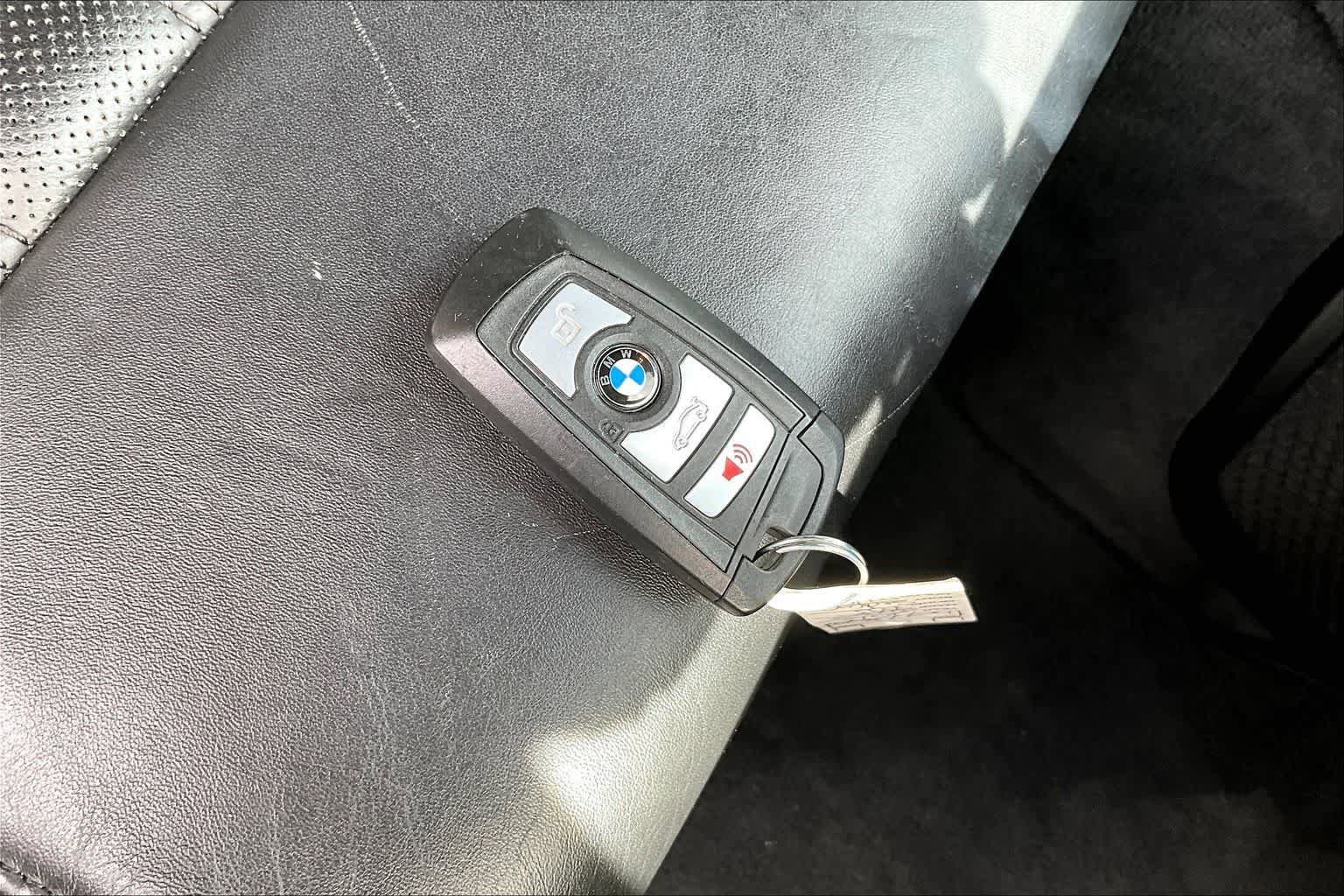 Used 2013 BMW M5 RWD image 20