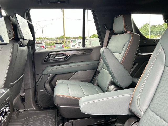 New 2026 GMC Yukon AT4 w/ AT4 Premium Plus Package AWD/4WD image 22