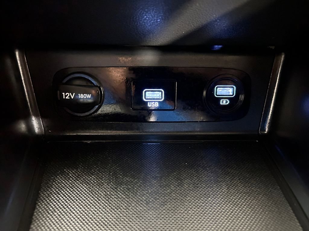Used 2023 Hyundai Sonata SE w/ Cargo Package image 30