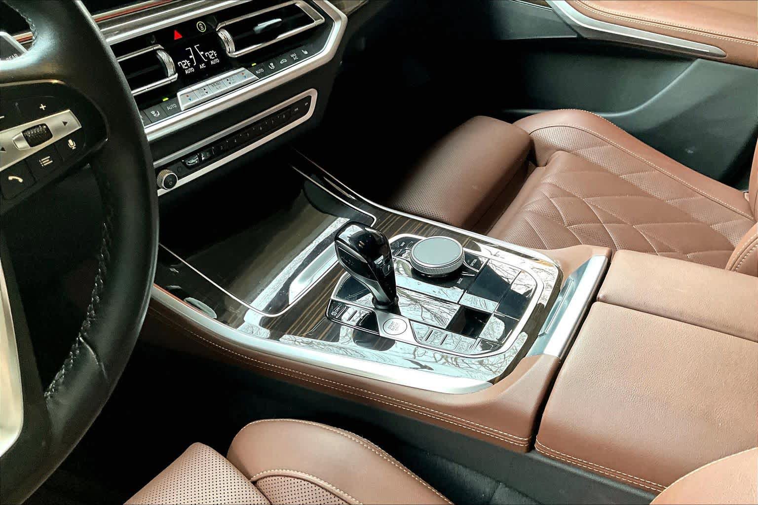 Used 2023 BMW X5 sDrive40i w/ Parking Assistance Package image 16