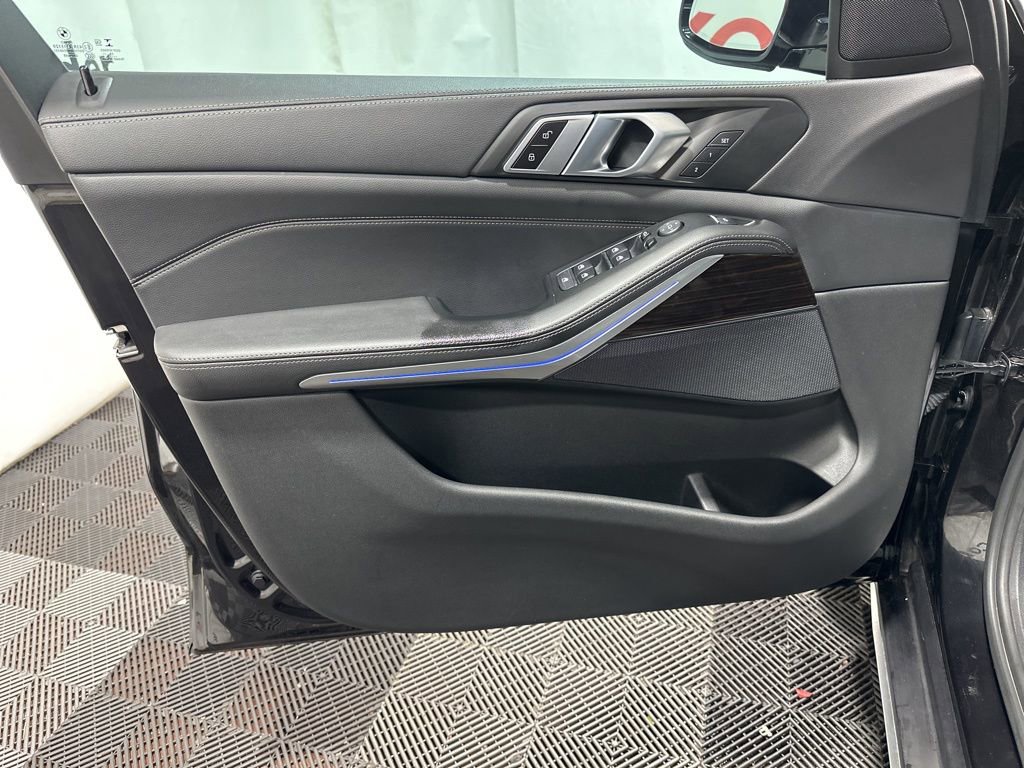 Used 2020 BMW X5 xDrive40i w/ Convenience Package image 23