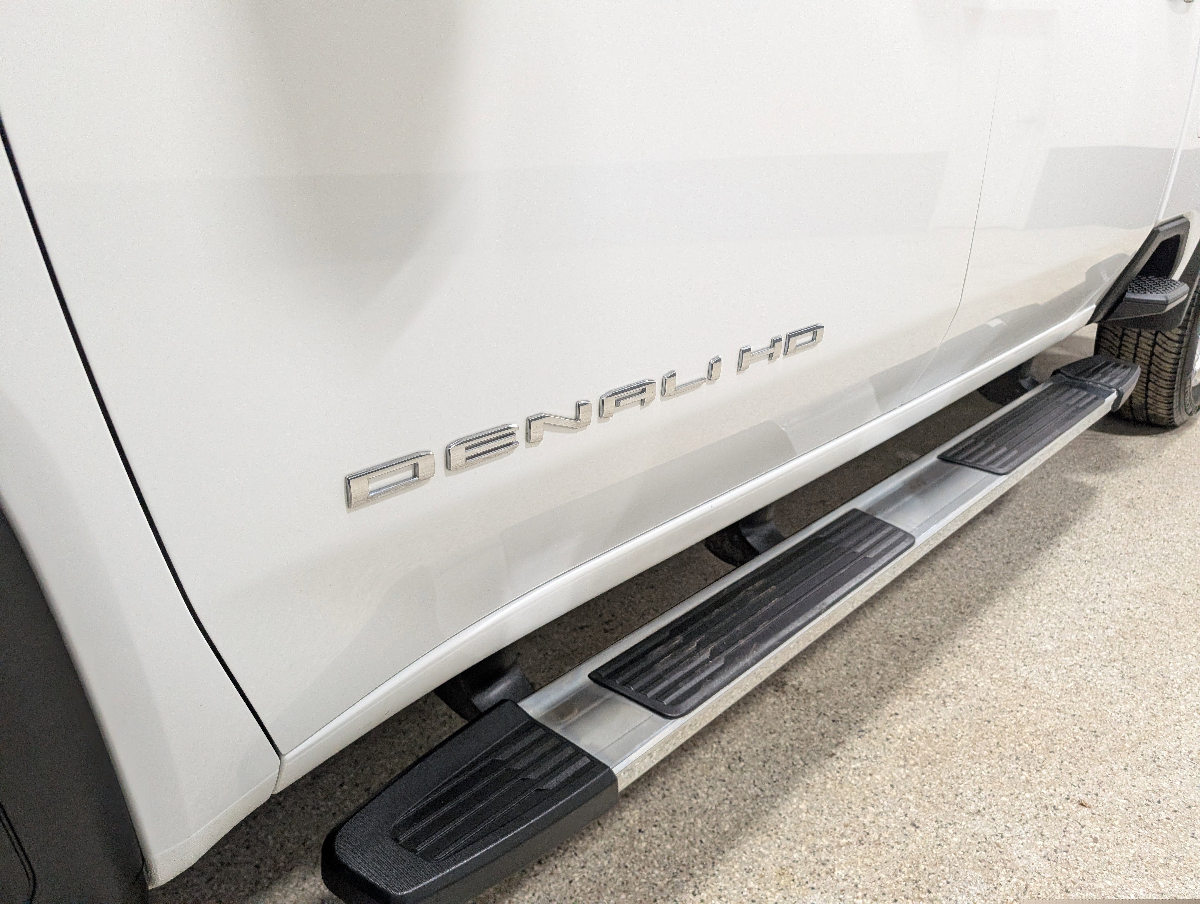 Used 2020 GMC Sierra 2500 Denali w/ Denali Ultimate Package AWD/4WD image 10