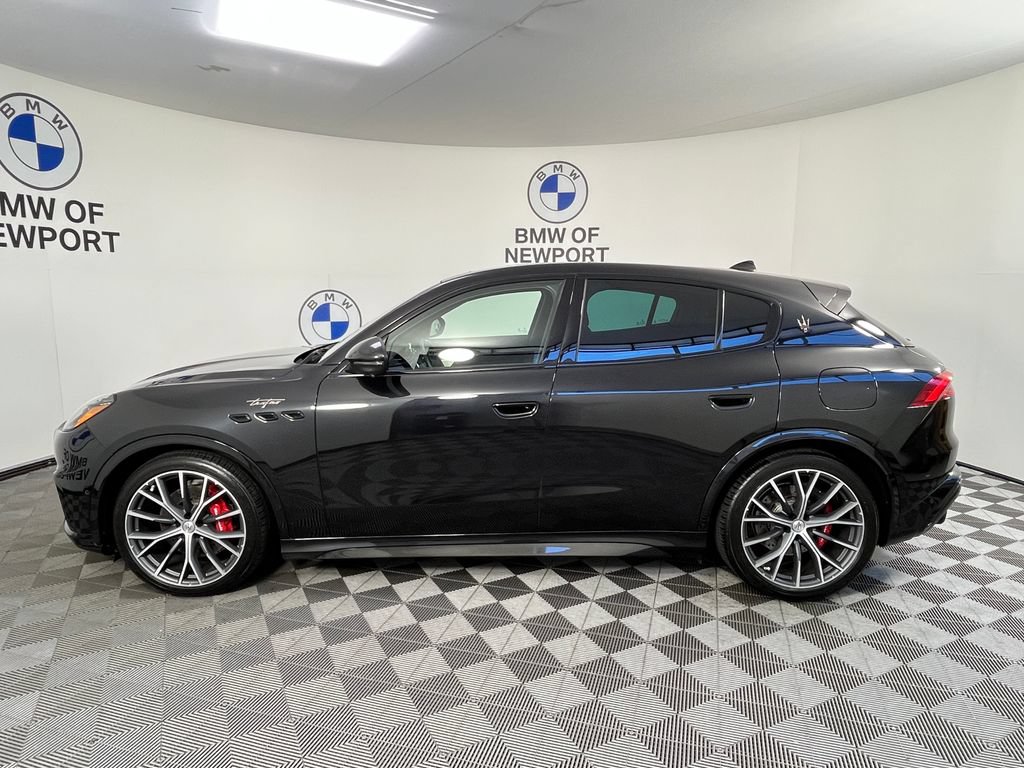 Used 2024 Maserati Grecale Trofeo AWD/4WD image 14