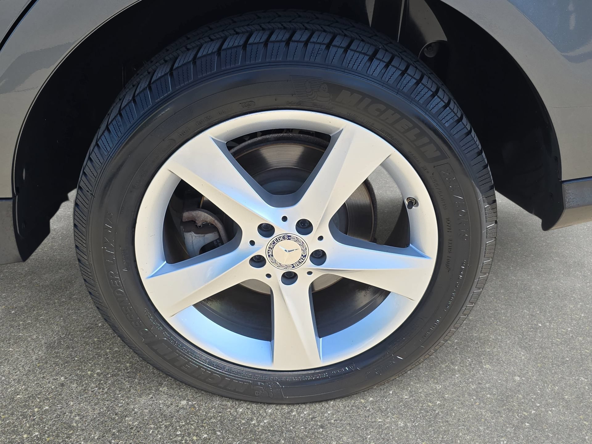 Used 2017 Mercedes-Benz GLE 350 4MATIC image 32