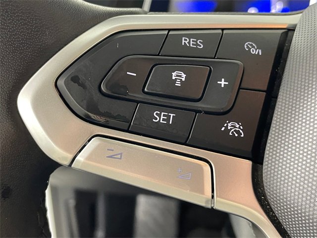 Used 2024 Volkswagen Jetta SE image 12