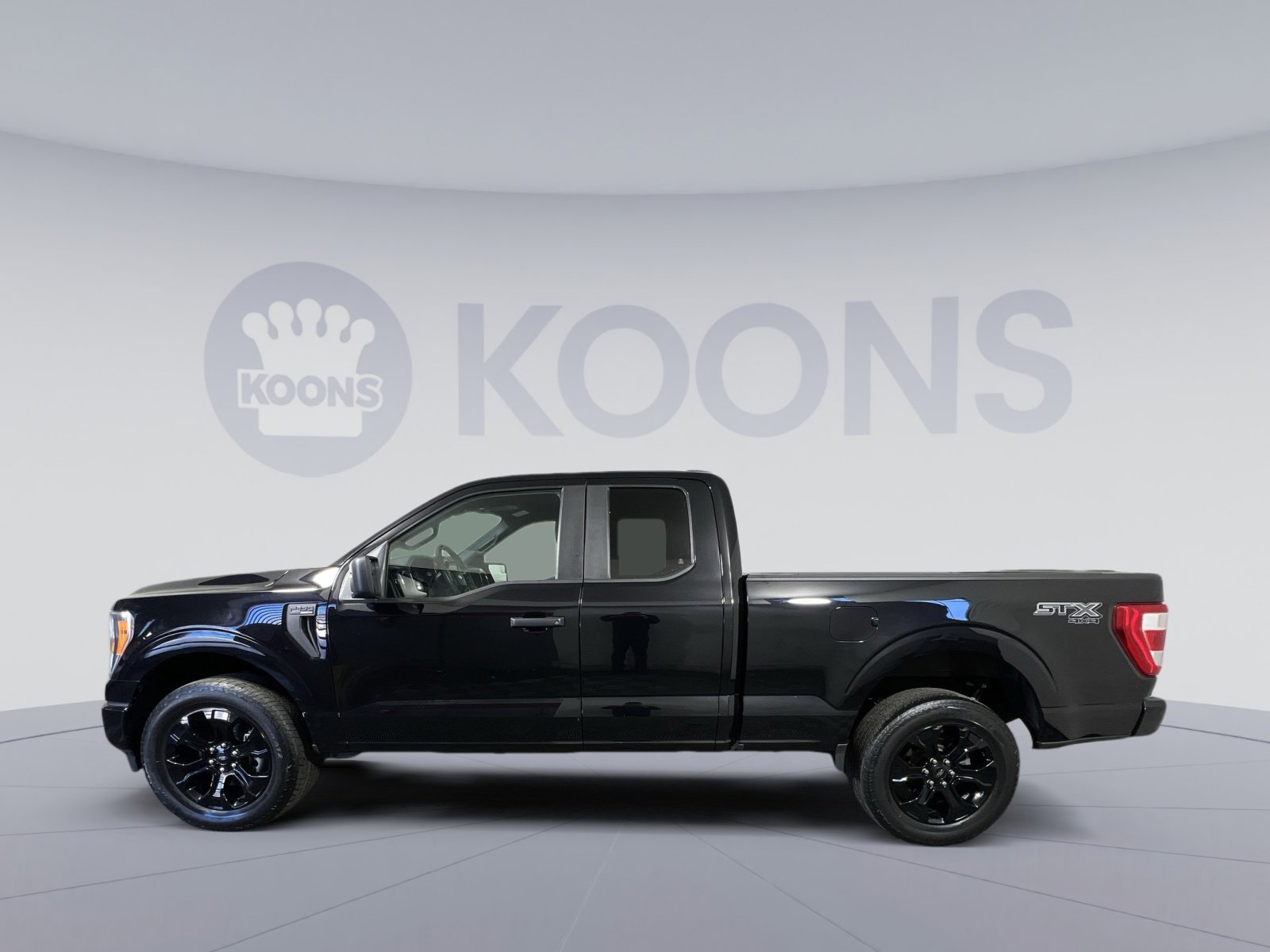 Used 2022 Ford F150 XL w/ STX Black Appearance Package image 2