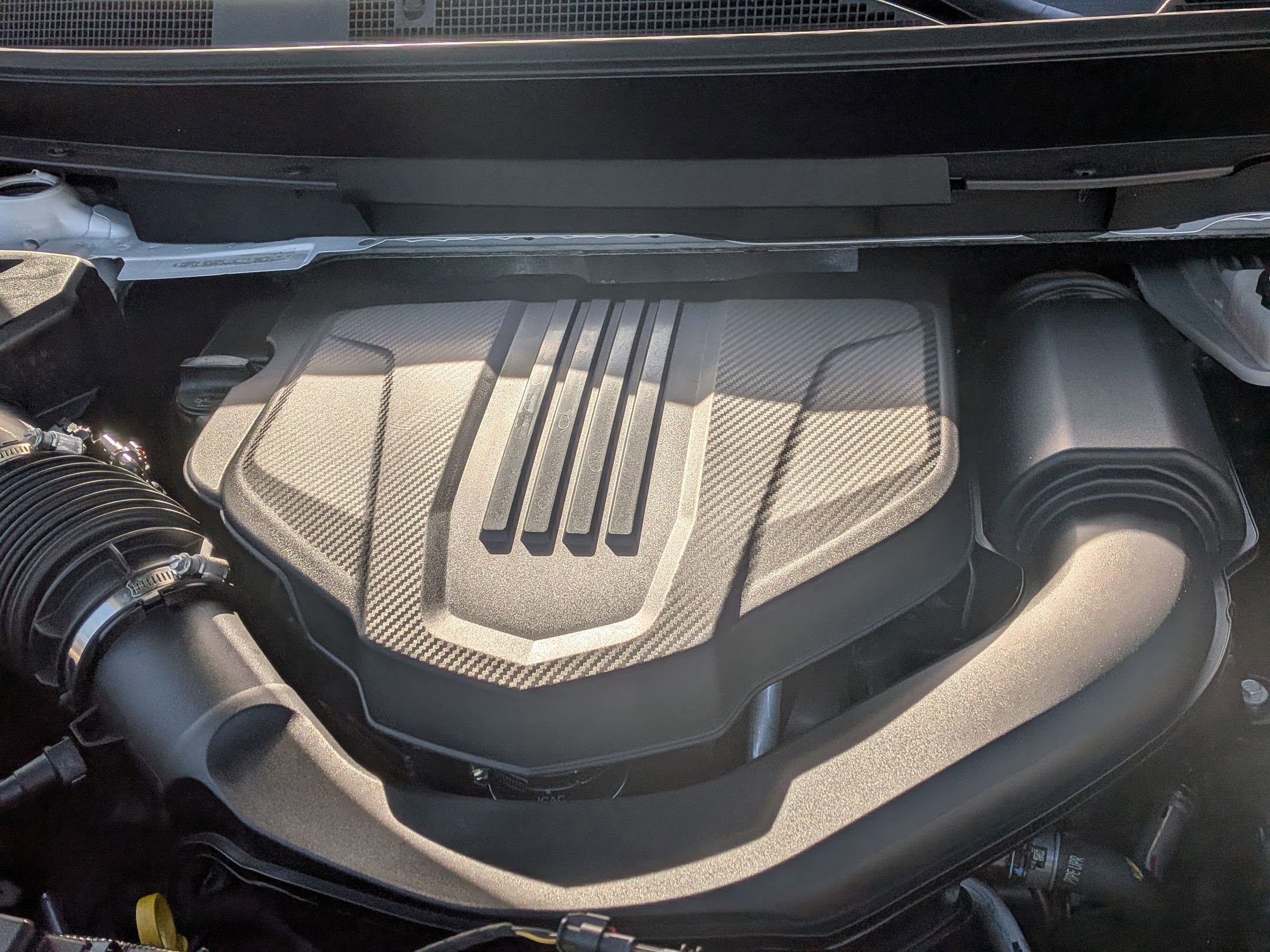 Certified 2025 GMC Acadia Elevation AWD/4WD image 36
