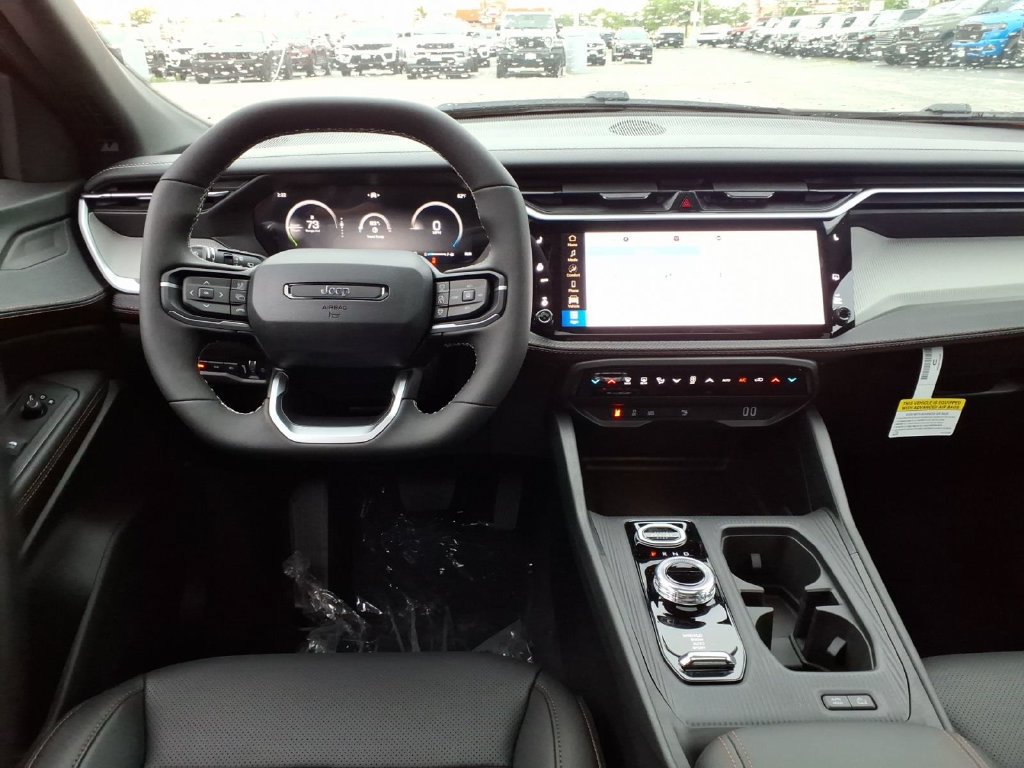 New 2026 Jeep Cherokee Limited AWD/4WD image 13
