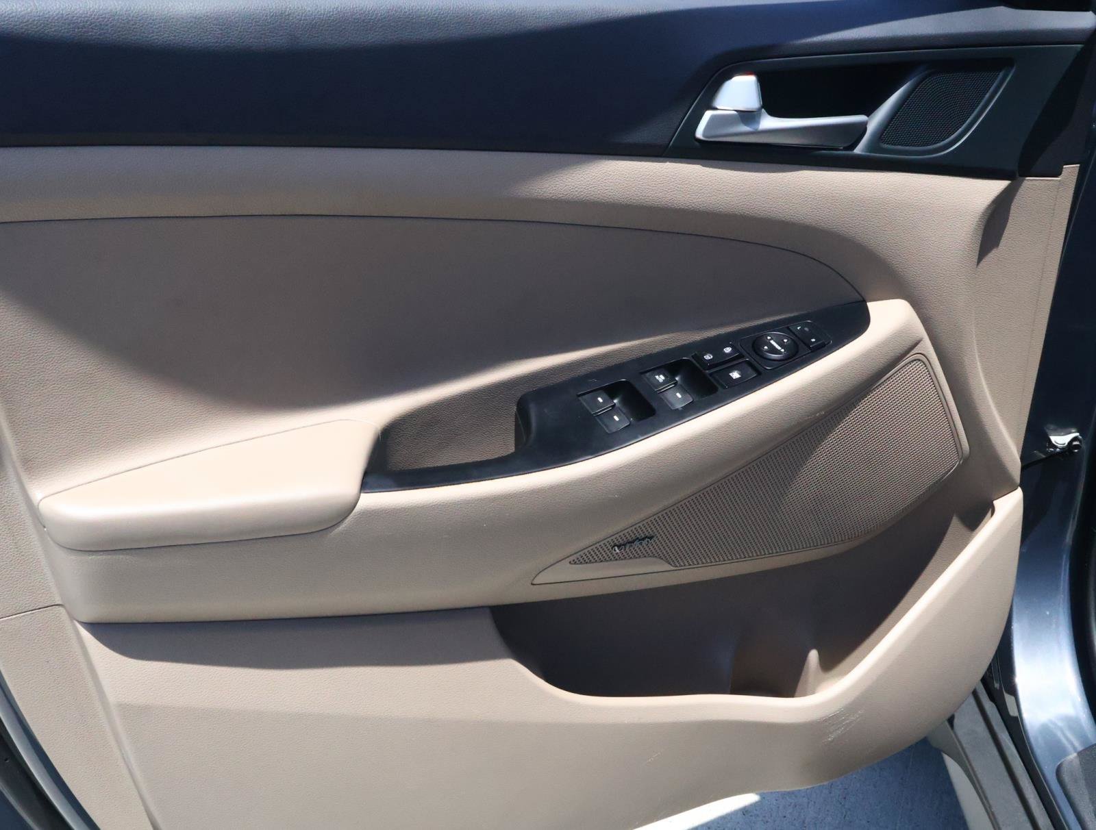 Used 2021 Hyundai Tucson Sport FWD image 14
