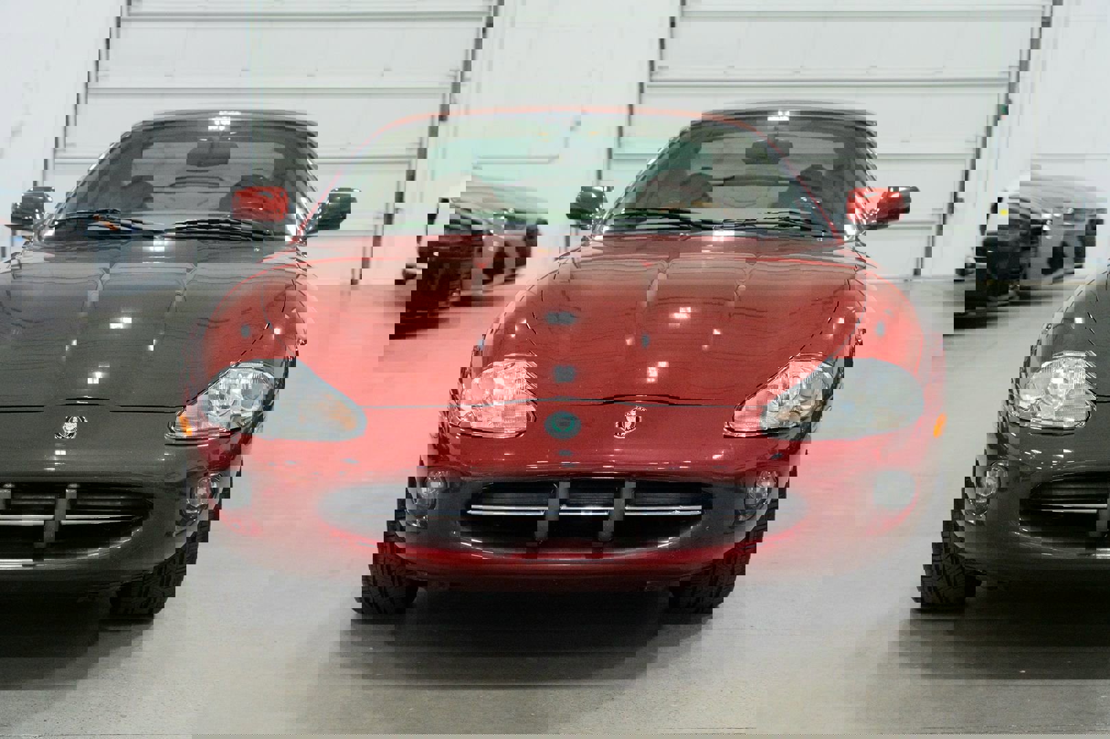 Used 1999 Jaguar XK8 Coupe image 2