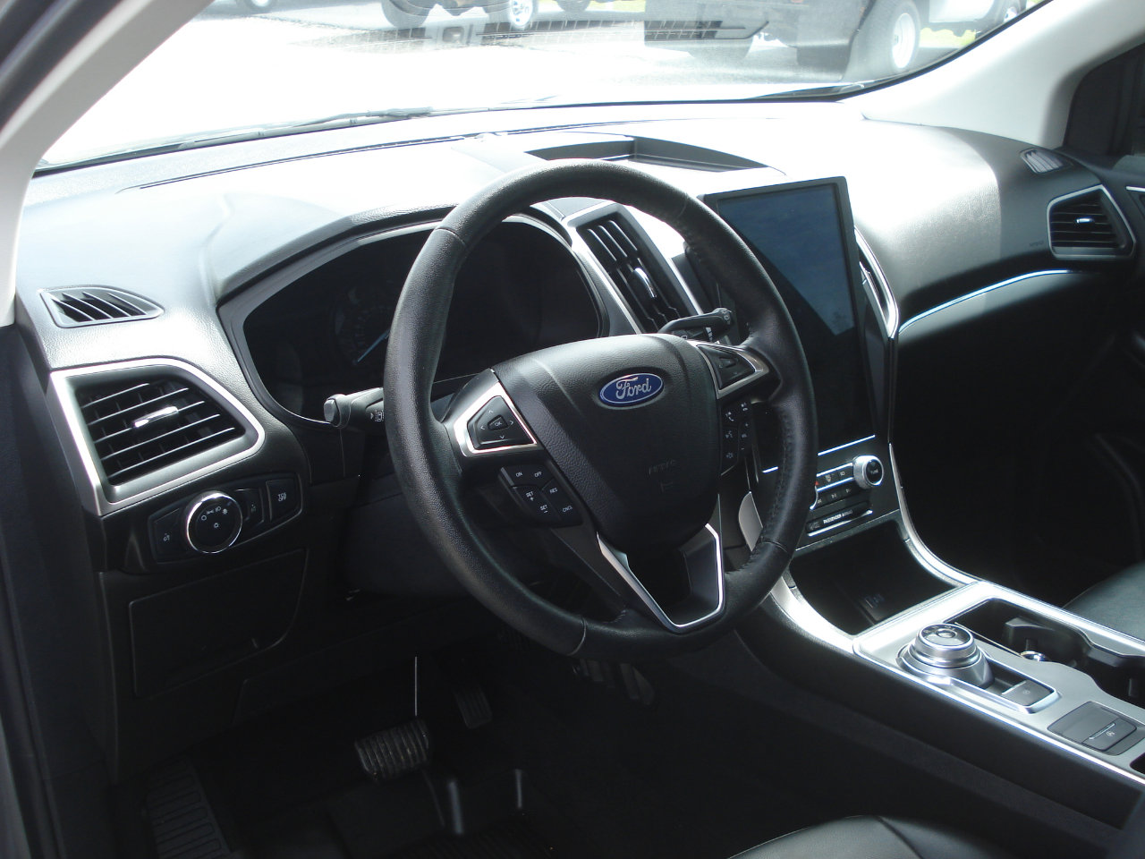 Used 2022 Ford Edge SEL w/ Cargo Accessory Package image 20