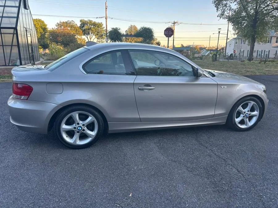 Used 2010 BMW 128i Coupe image 10