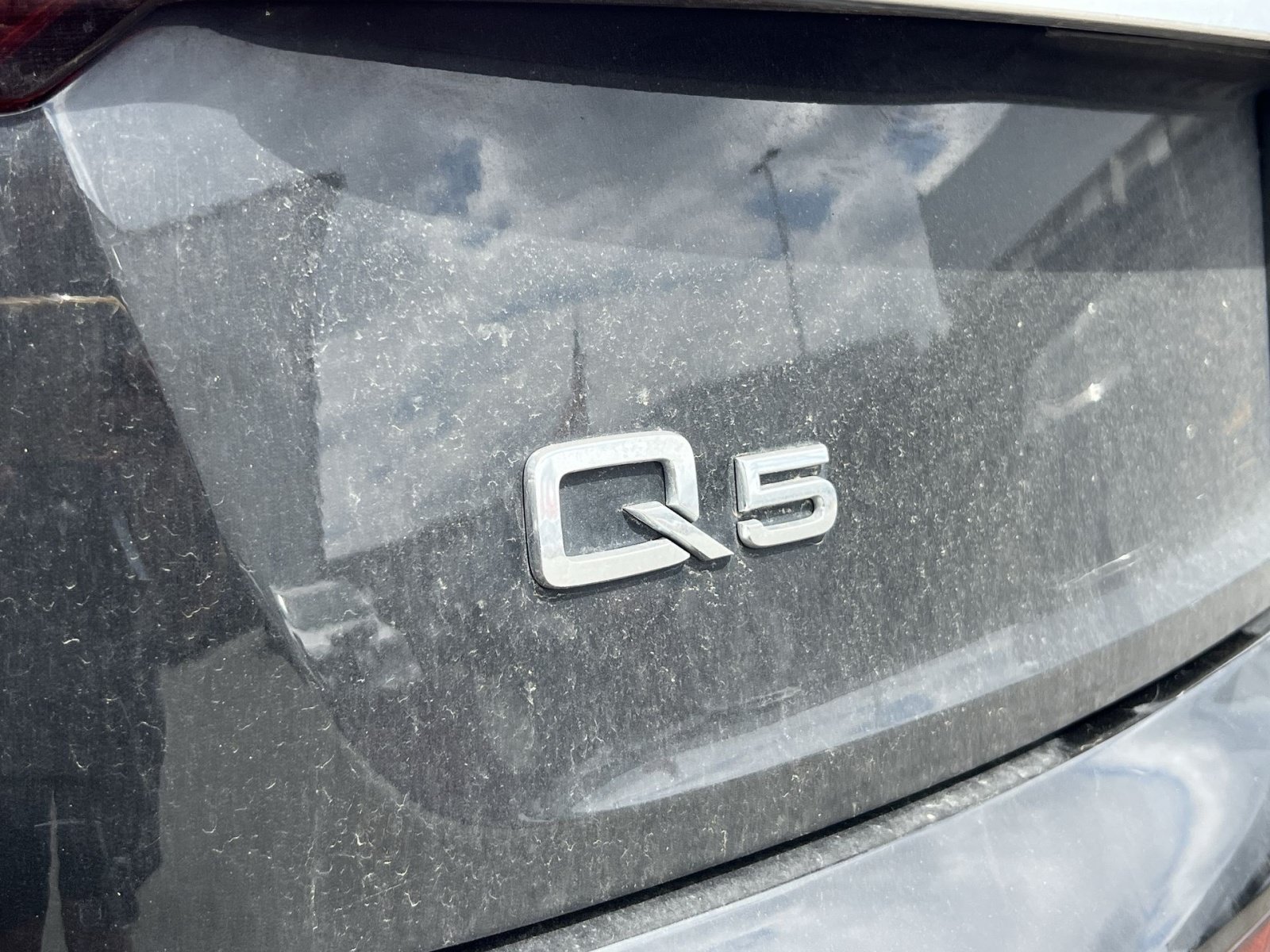 Used 2021 Audi Q5 e Premium w/ Convenience Package AWD/4WD image 24