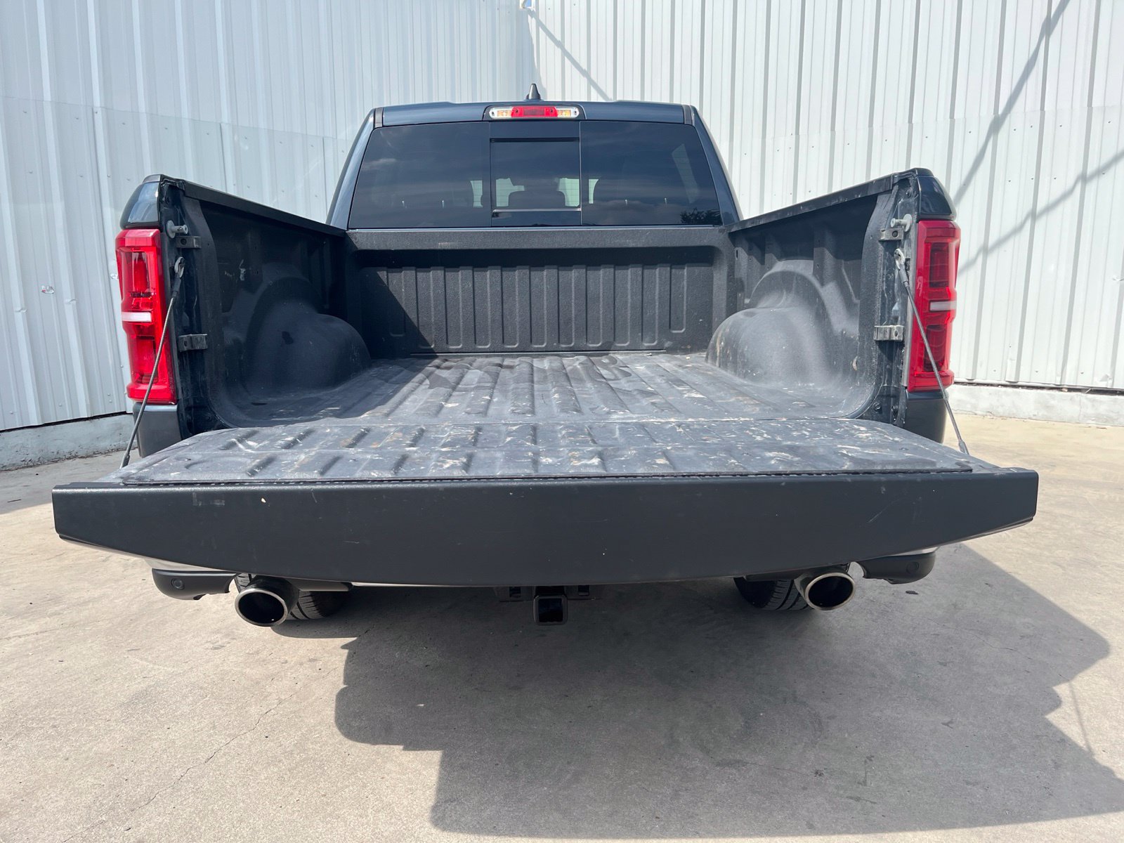 Used 2026 RAM 1500 Limited AWD/4WD image 8