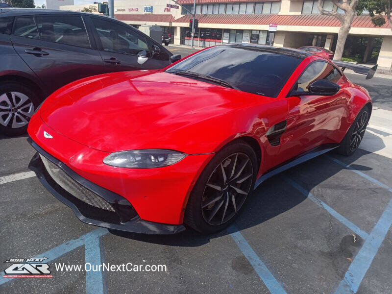 Used 2019 Aston Martin V8 Vantage Base 2dr Coupe image 1