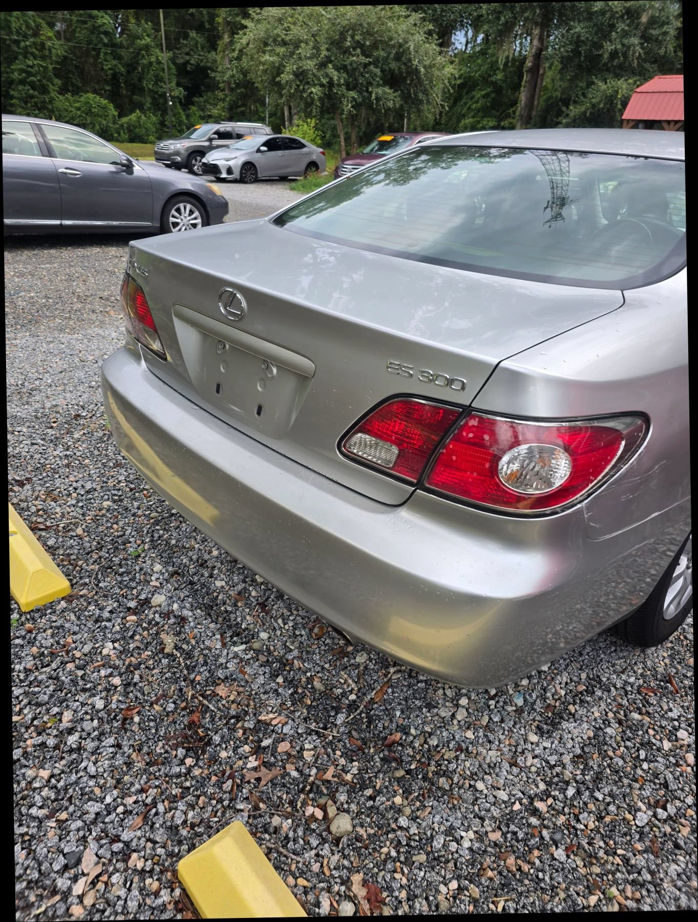 Used 2003 Lexus ES 330 w/ Premium Pkg FWD image 9
