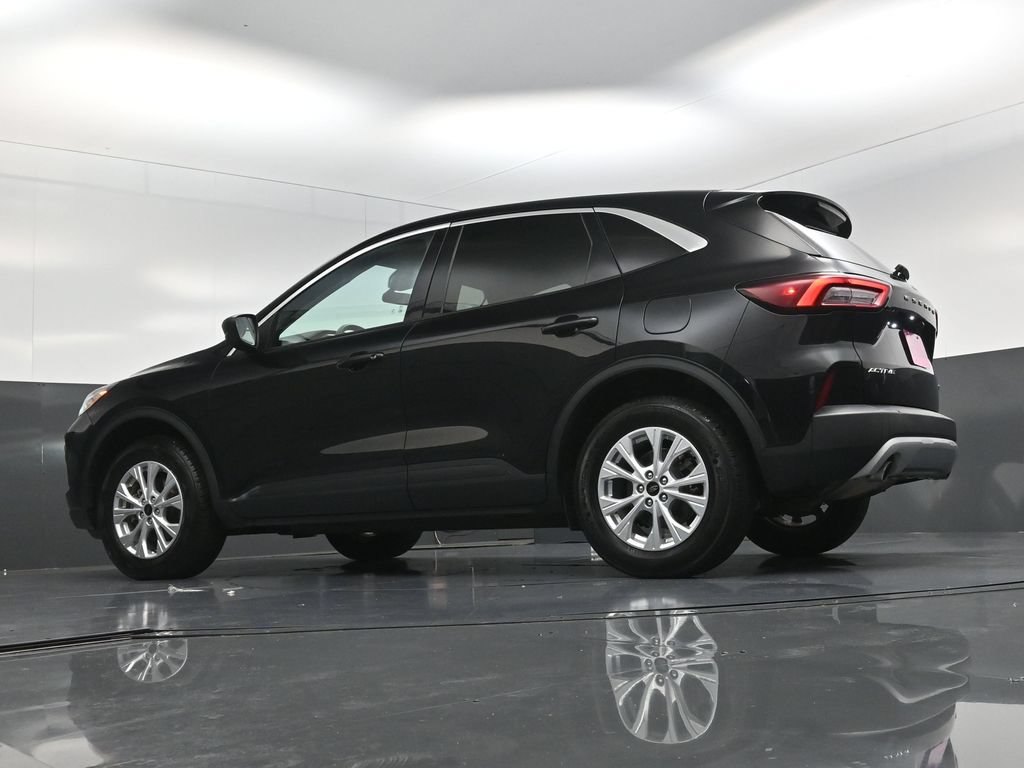 Used 2024 Ford Escape Active AWD/4WD image 19