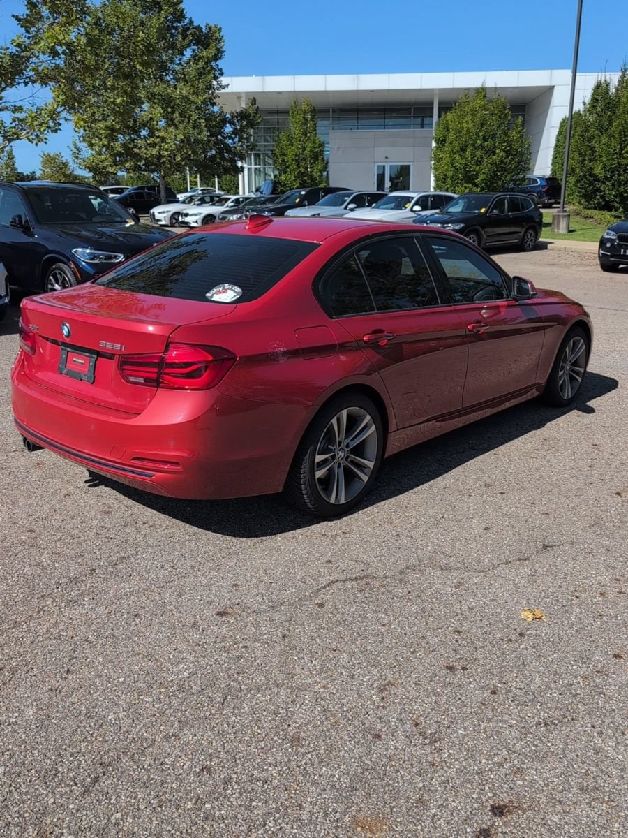 Used 2016 BMW 328i xDrive Sedan AWD/4WD image 3