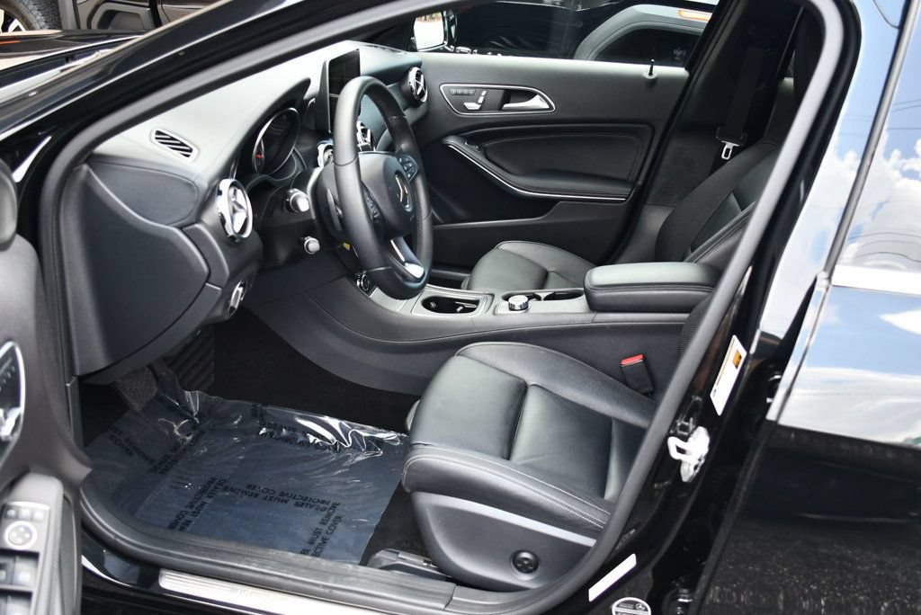 Used 2018 Mercedes-Benz GLA 250 4MATIC image 43