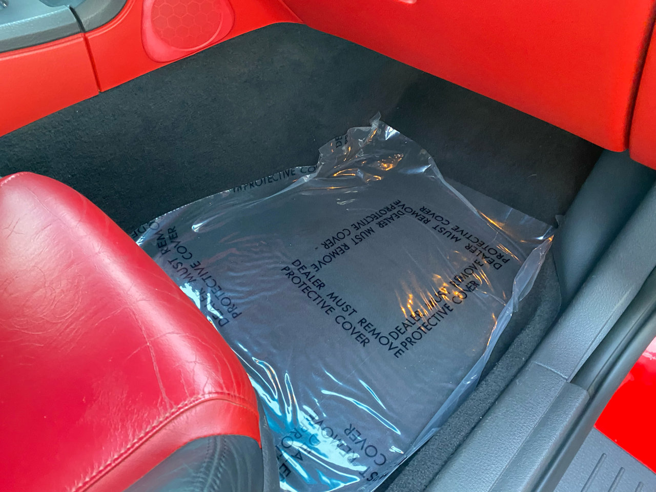 Used 2002 Ford Thunderbird Deluxe image 16